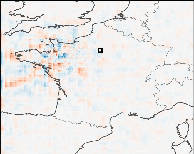 SmoothGrad attribution at t+5: incoherent, fragmented patches spread across western France.